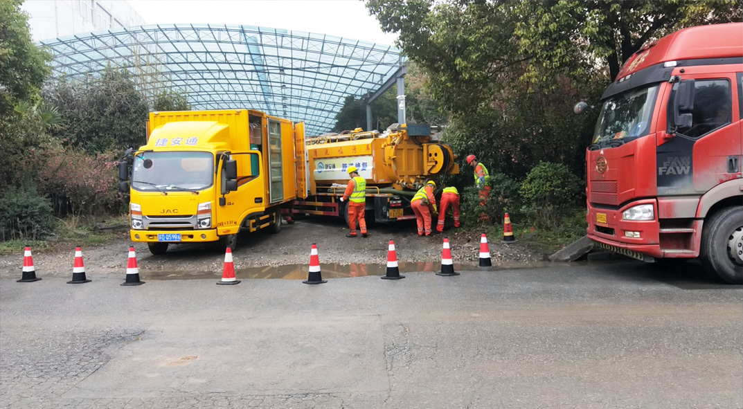 鹿寨成区雨污水管网“四位一体”检测疏通项目